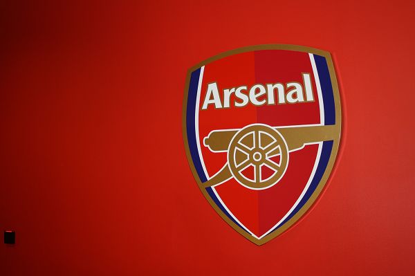 汪顺鼓励年轻运动员勇敢面对敢于亮剑（汪顺勉励青年选手无惧挑战、勇于亮剑）