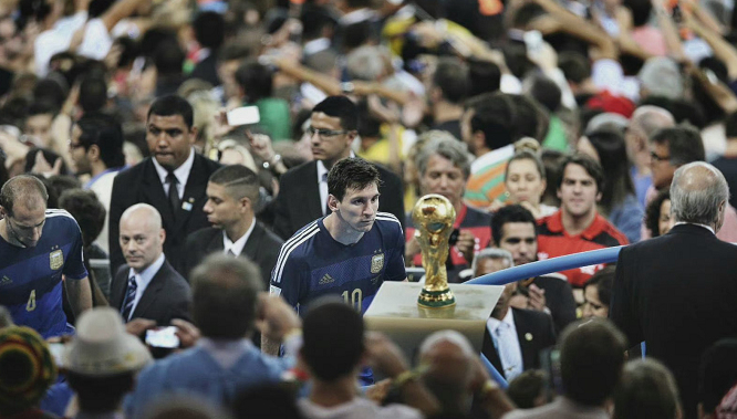 托莫里：对于我这个后卫来说，1-0获胜意味着我们防守得很好（托莫里：对后卫而言，1-0就是防守到位的证明）