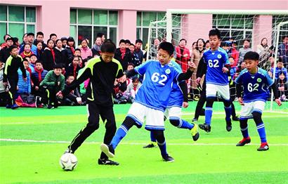 埃切韦里冬窗回河床？记者：经纪人和曼城都没有进行相关讨论（记者：经纪人与曼城尚无相关沟通，埃切韦里冬窗回归河床存疑）