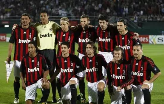 巴黎人报：登贝莱因流感缺席巴黎周一的训练，出战毕包存疑（《巴黎人报》：登贝莱因流感缺席周一训练，战毕巴成疑）